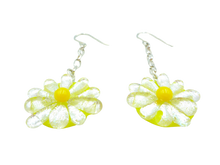 Daisy earrings