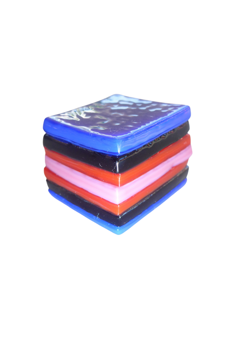 Glass liquorice allsort